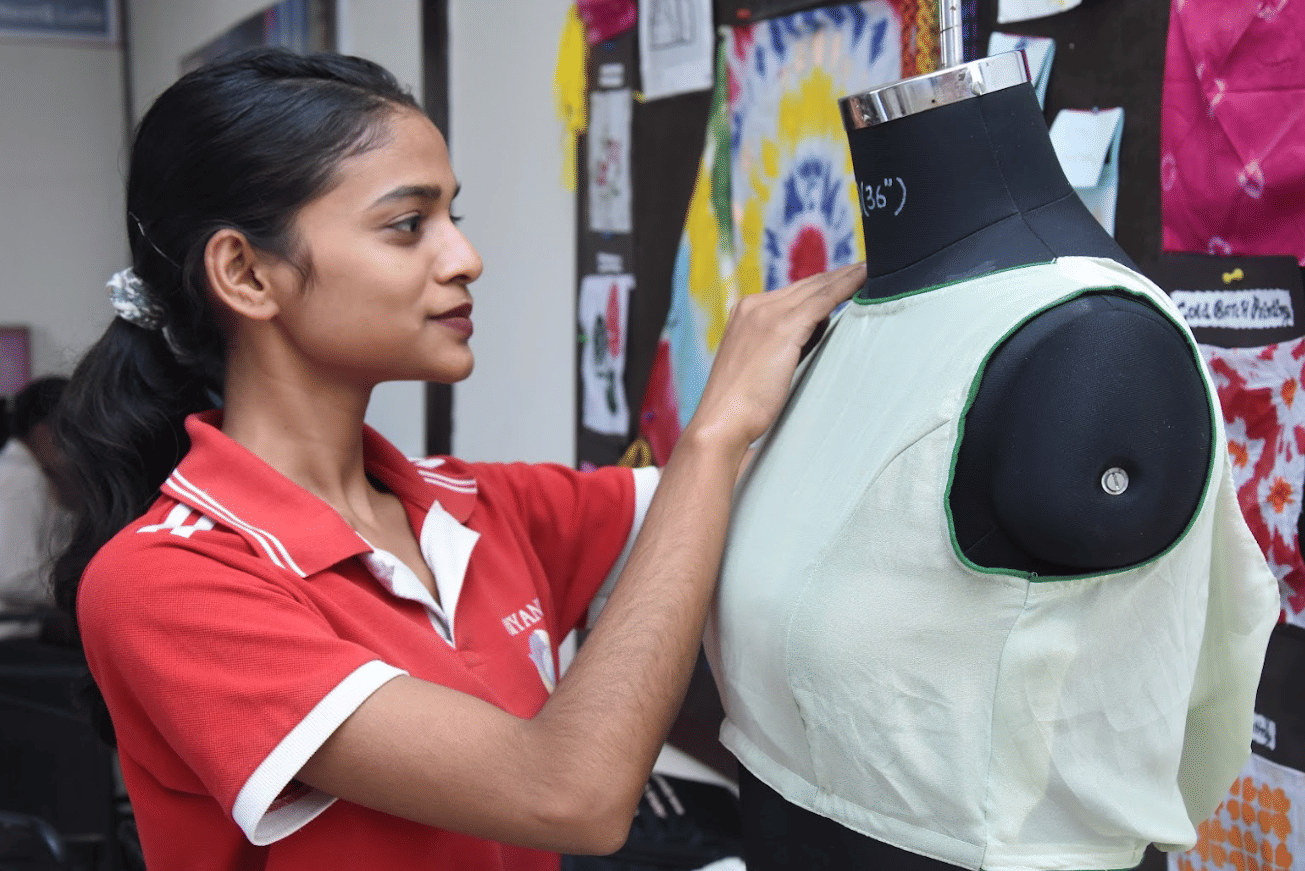 Biyani Girls College Jaipur Fashion Arts/Design photo 22